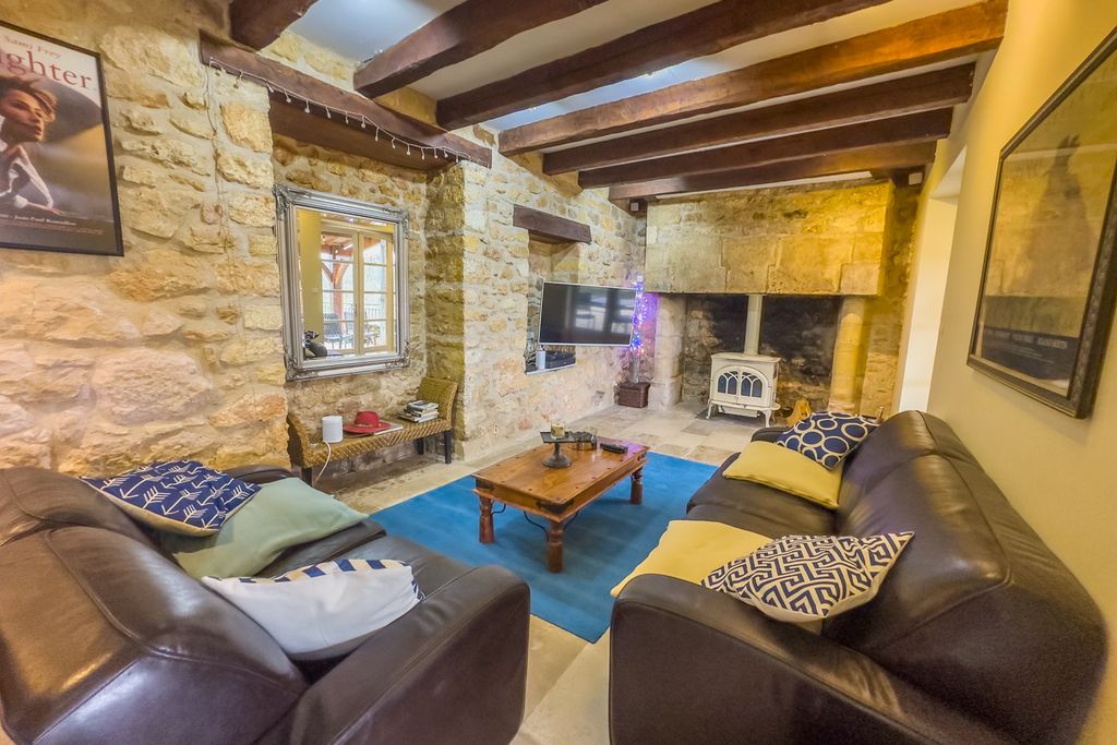 Maison Le Roc Dordogne PF OliversTravels 3