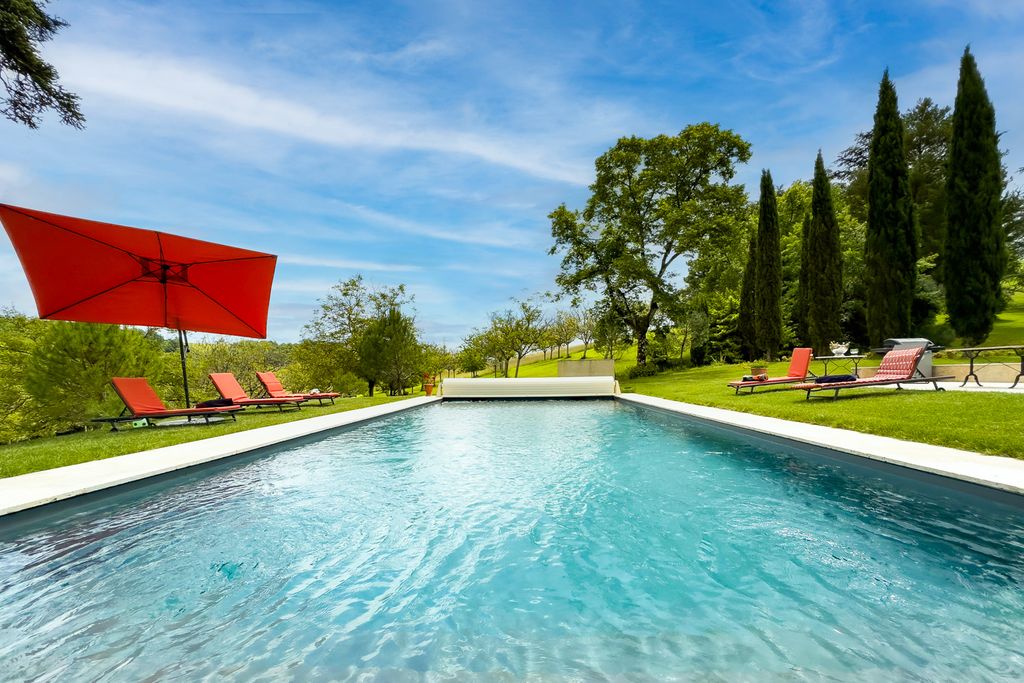 Chateau Castin Midi Pyrenees PF OliversTravels 2