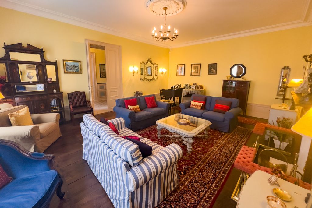 Maison Notre Dame Aquitane PF OliversTravels 3