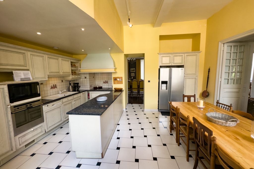 Maison Notre Dame Aquitane PF OliversTravels 5