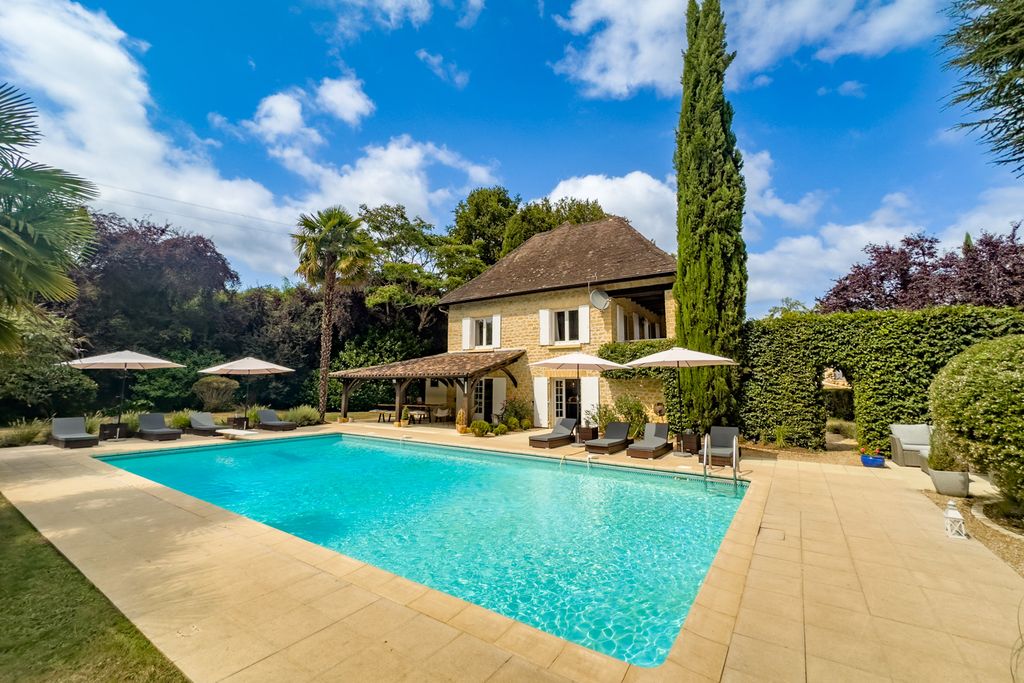 Maison Mouline Dordogne PF OliversTravels 1