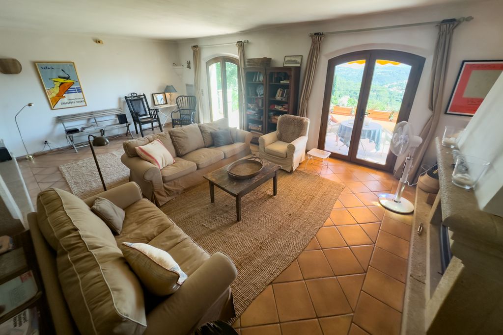 Villa L'Howea Provence PF OliversTravels 3