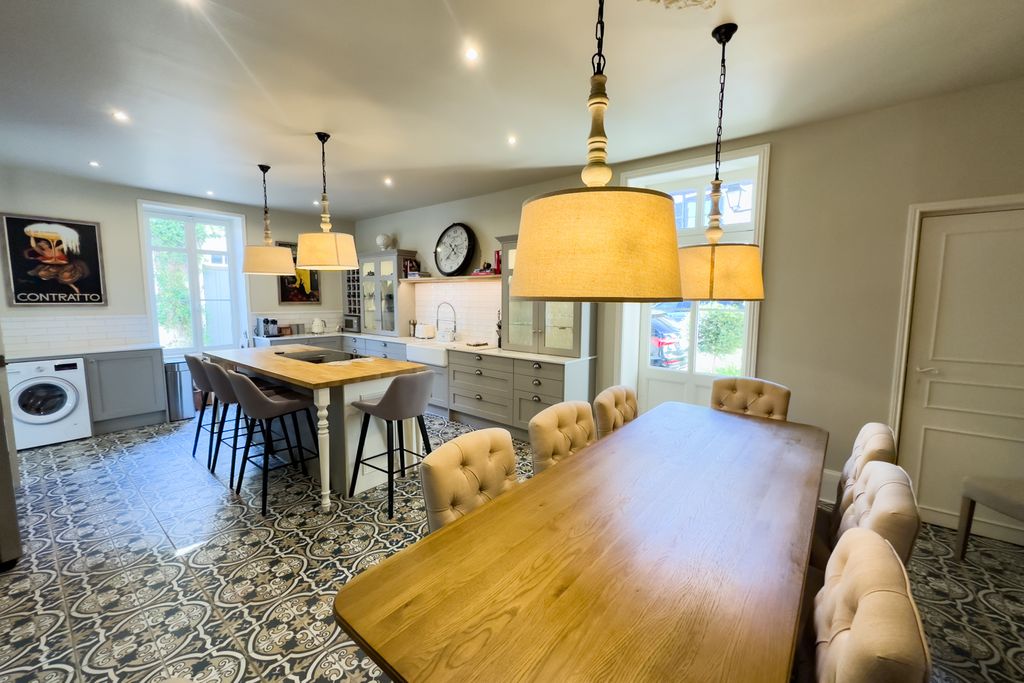 Maison Joigneaux Burgundy PF OliversTravels 3