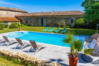 La Maison Folignon Aquitane PF OliversTravels 1