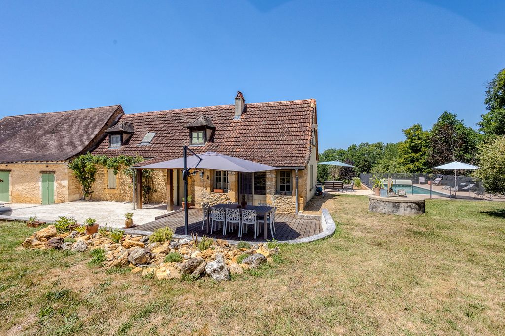 Leyssartarde PF Dordogne Olivers Travels 01
