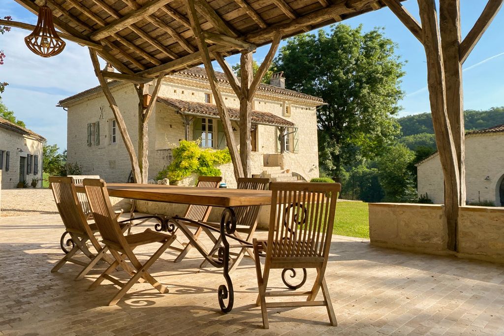 L'Oustal Nebe Midi Pyrenees PF OliversTravels 1