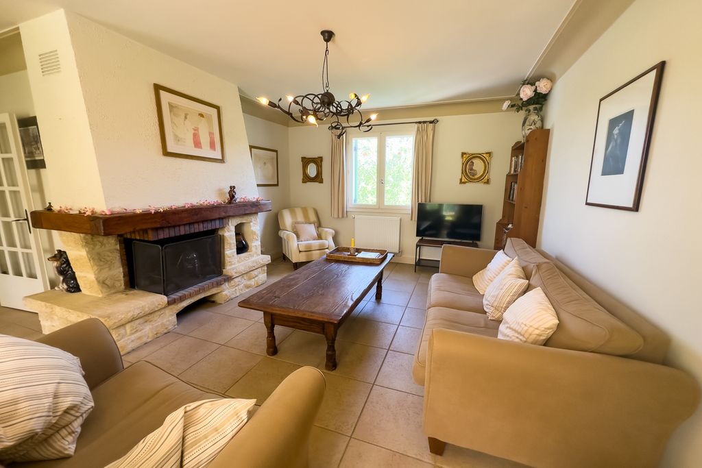 Maison Brevieres Dordogne PF OliversTravels 3