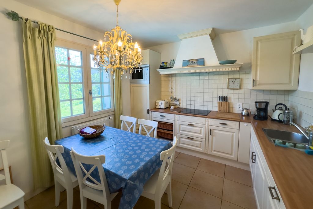 Maison Brevieres Dordogne PF OliversTravels 5