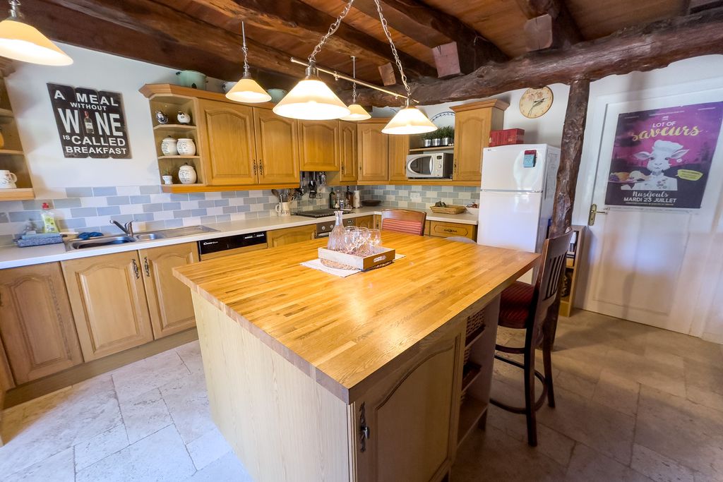 La Riviere Catus Midi Pyrenees PF Olivers Travels 4