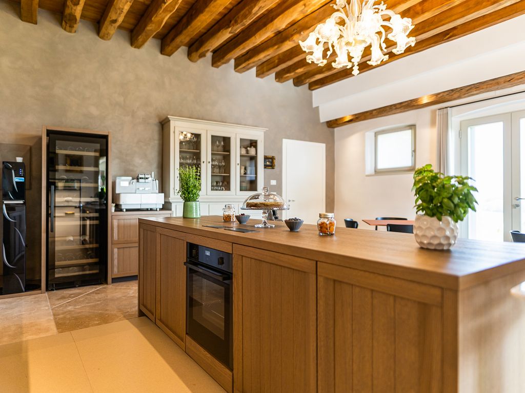 Casale Prosecco Hills Veneto Olivers Travels 5