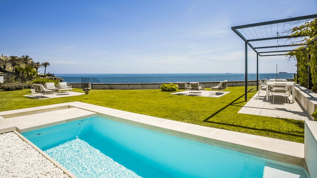 Casa Das Ondas Lisbon Coast Olivers Travels 2