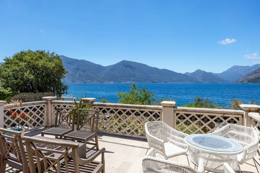 Villa Boka Vista Bay Kotor Olivers Travels 2