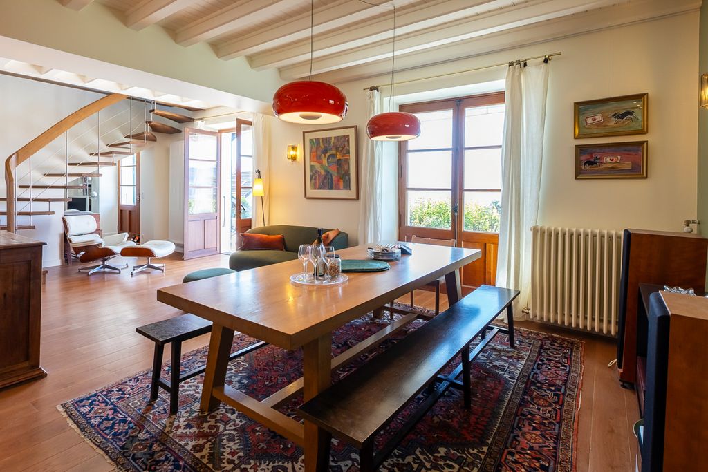 La Charmette Lake Annecy LM OliversTravels 4