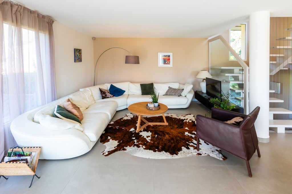 Villa des Cotes LM OliversTravels 4