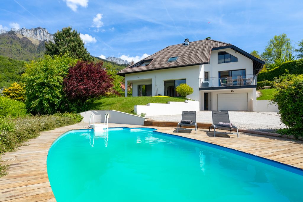 La Maison Vue Lac LM OliversTravels 1