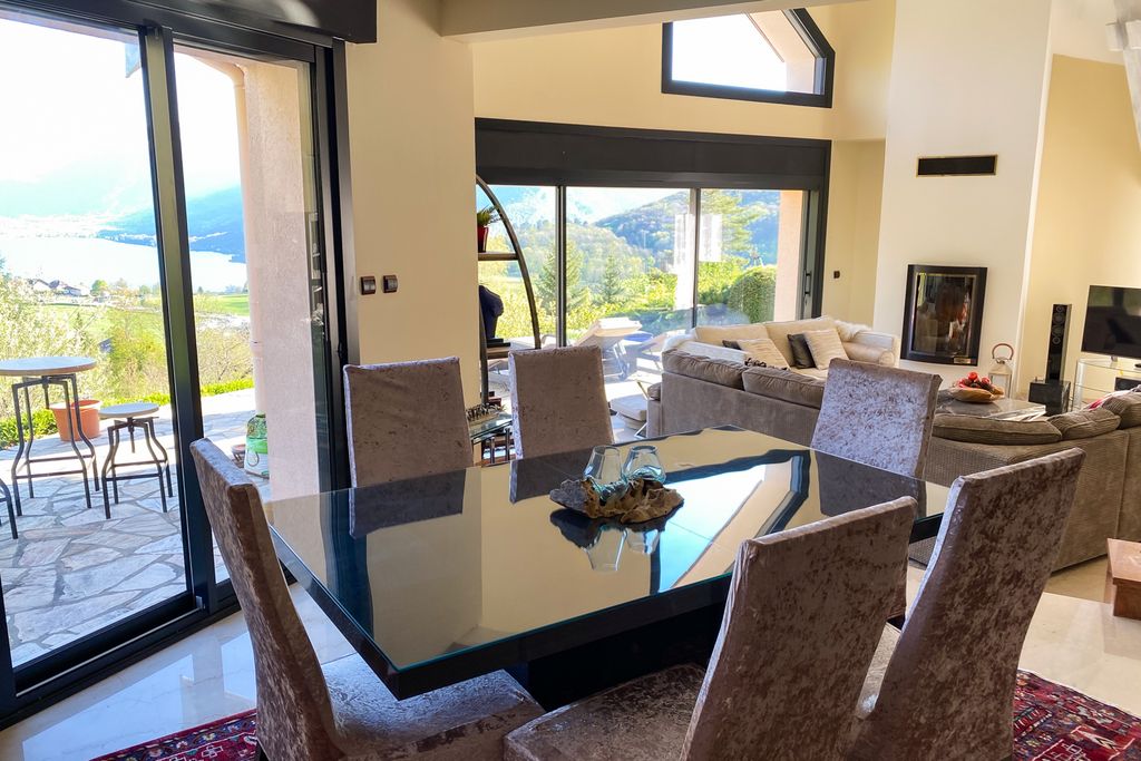 Talloires Infinity Villa LM OliversTravels 4