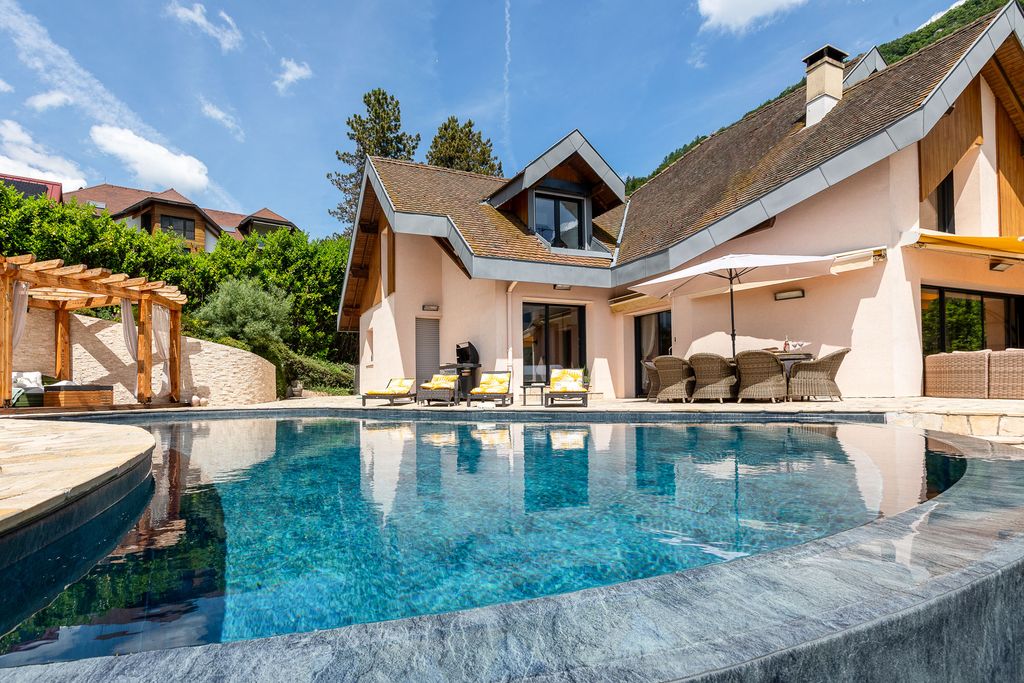 Talloires Infinity Villa LM Olivers Travels 2