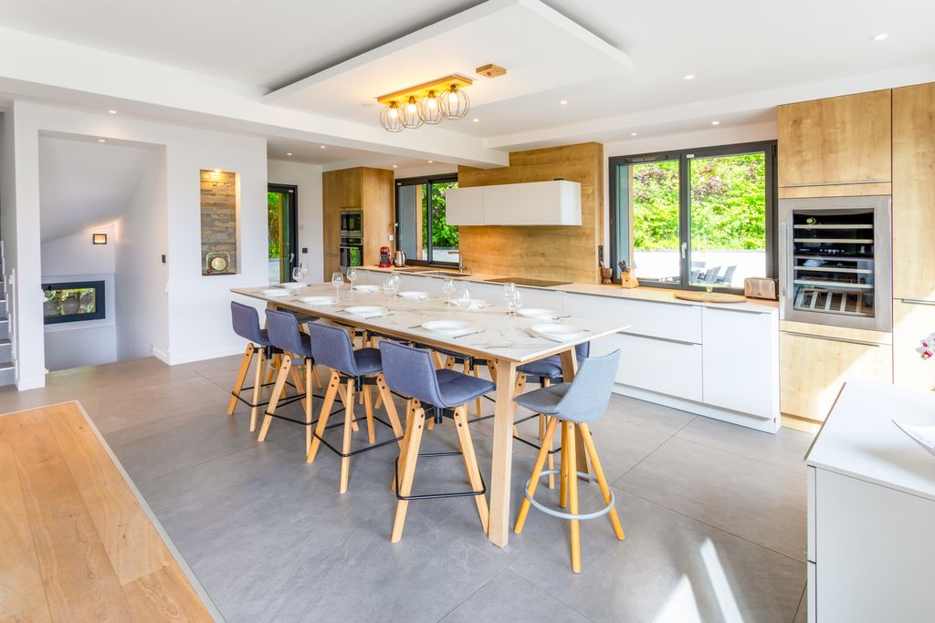 Le Panorama de Talloires LM OliversTravels 5