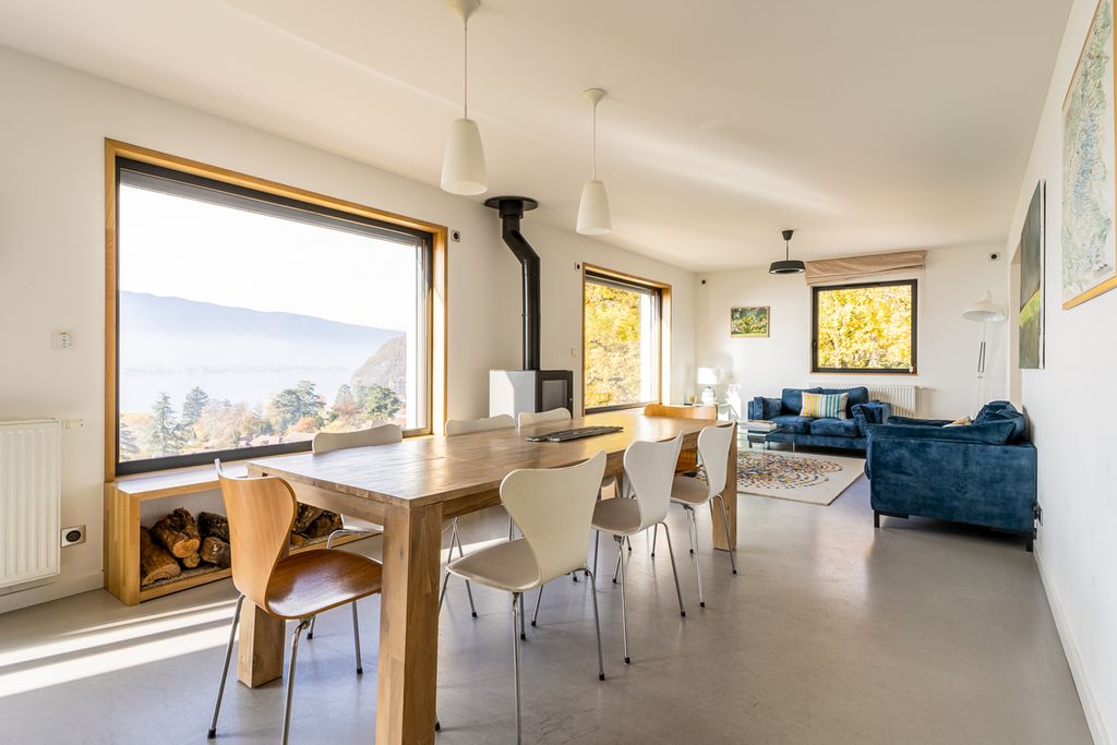 The Talliores Lakehouse Villa Lake Annecy LM OliversTravels 4