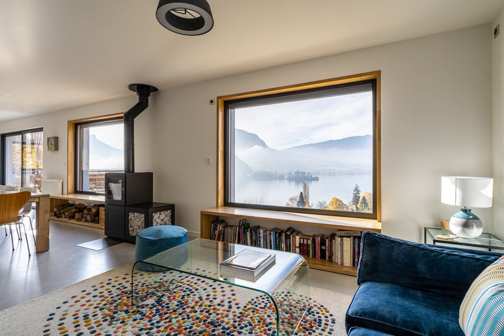 The Talloires Lakehouse Upper Villa LM OliversTravels 3