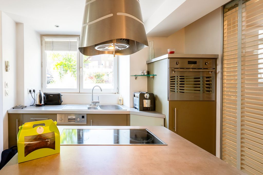 La Maison du Village Apt 1 LM OliversTravels 2