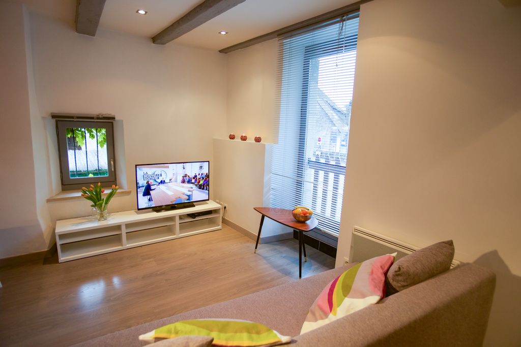 La Maison du Village Apt 2 LM OliversTravels 3