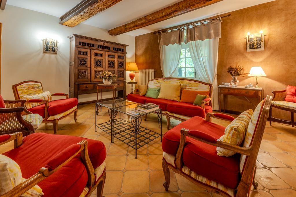 Le Maison de Pernes Avignon PF OliversTravels 4