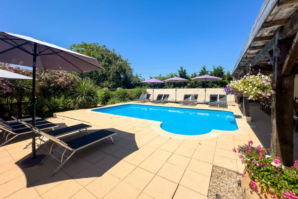 Manoir Tilleul Aquitaine PF Olivers Travels 6