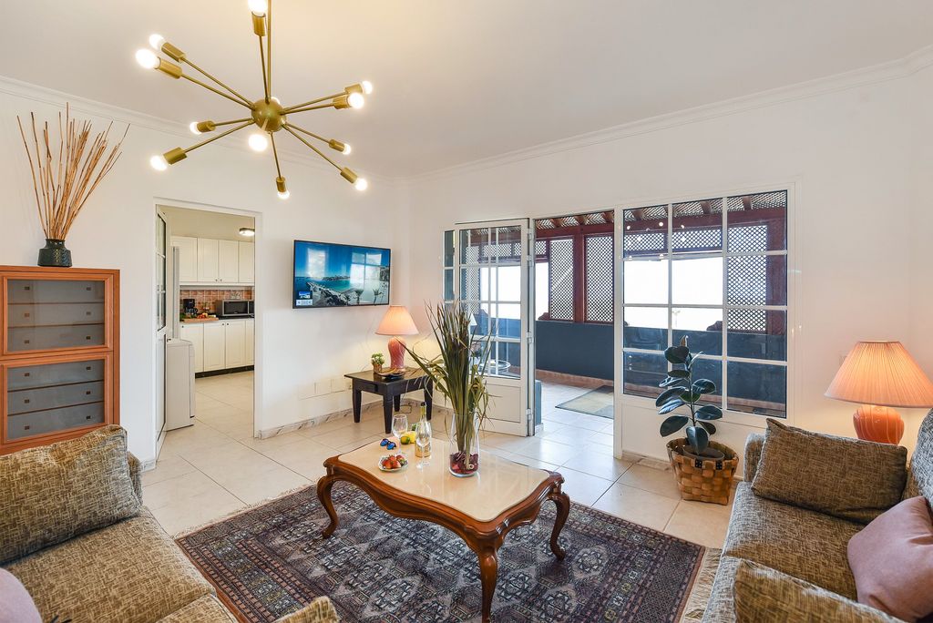 Villa Azores Gran Canaria Olivers Travels 3