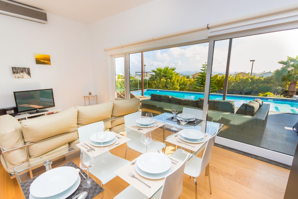 Villa Corona Dos Lanzarote Olivers Travels 4