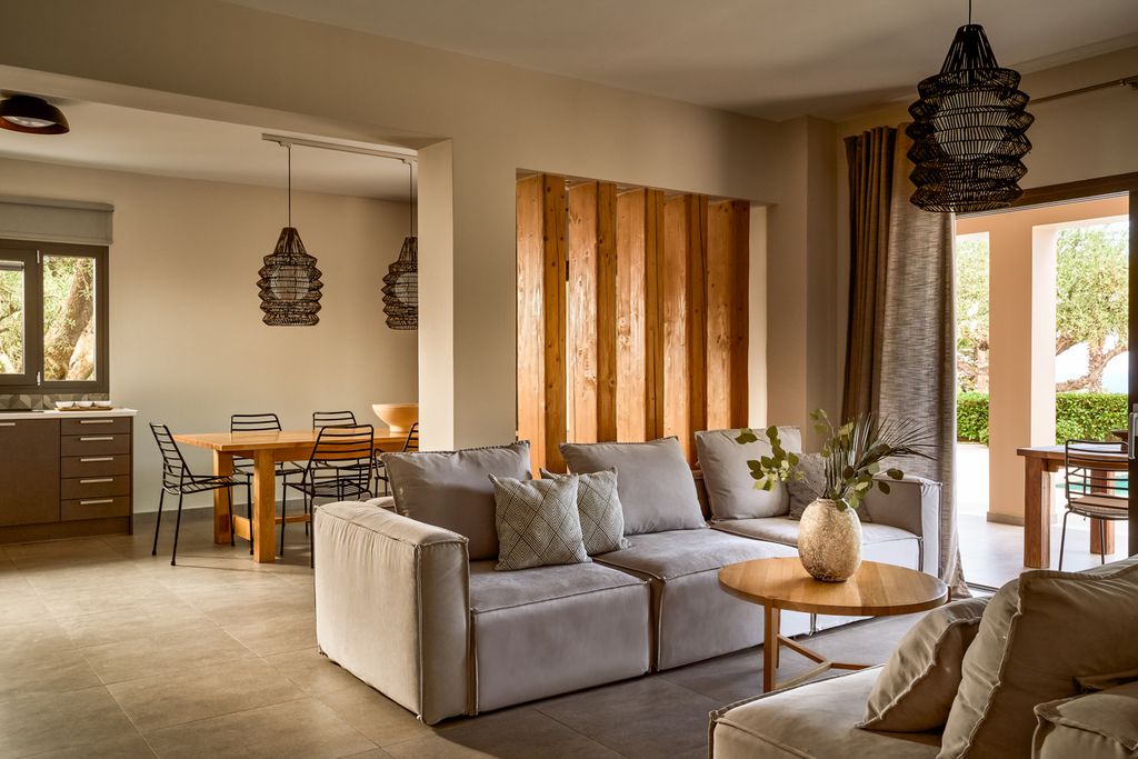 Villa Amigos 1 Greece Olivers Travels 3