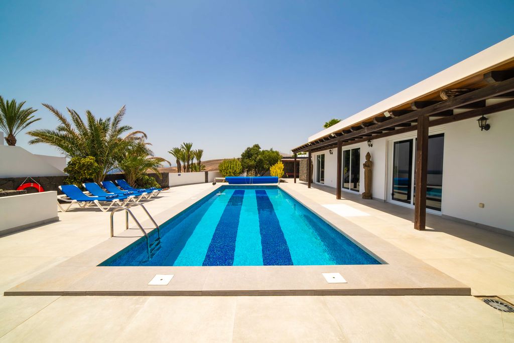 Villa Princesa Lanzarote Olivers Travels 7