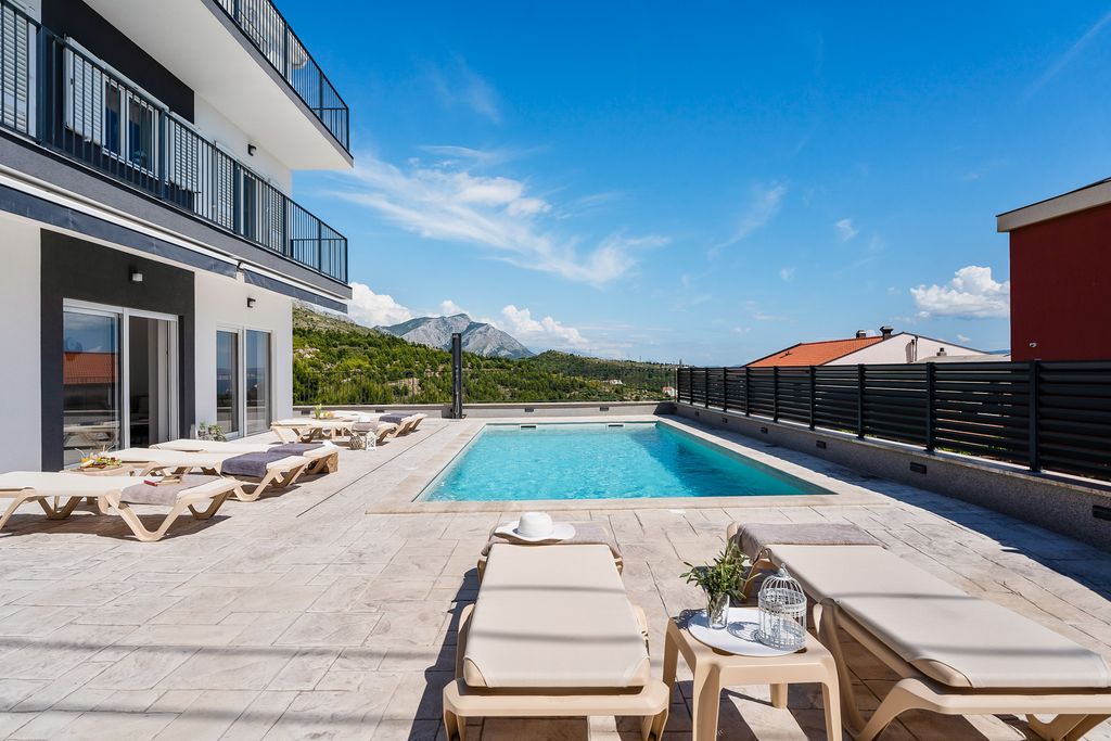 Villa Mayia Dalmatia Cooast Olivers Travels 2