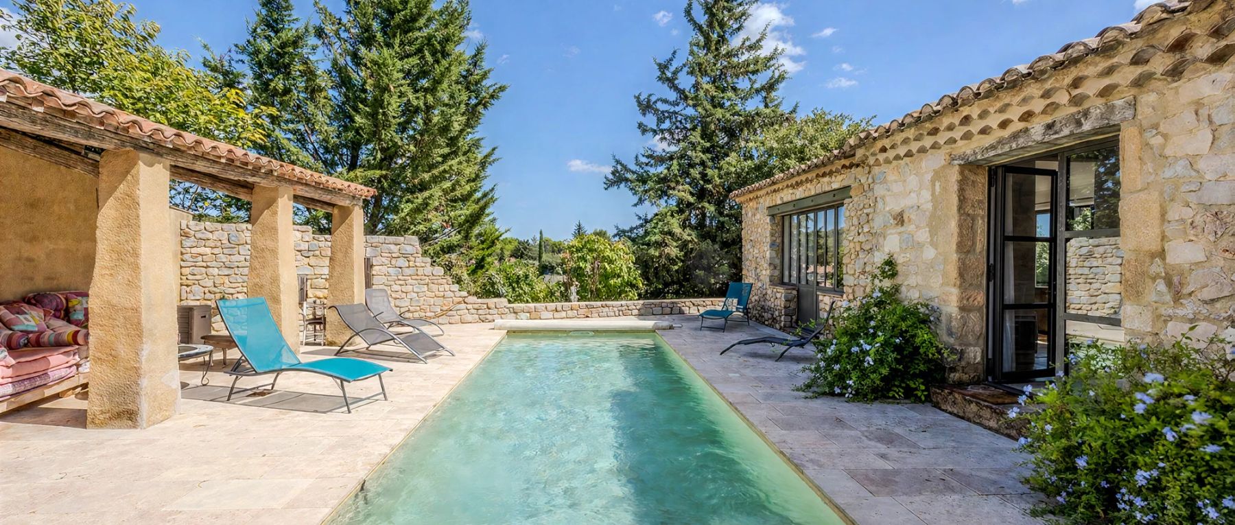 001 les bergeries south of france olivers travels desktop center
