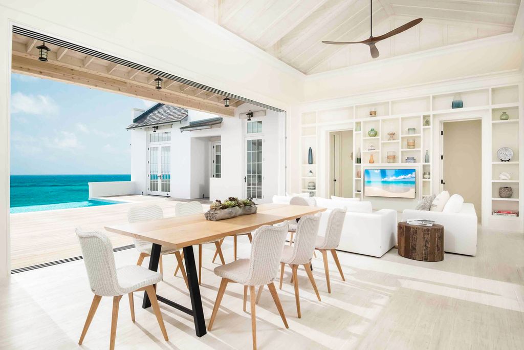 Aurora Amberis Cay Turks and Caicos OliversTravels 3