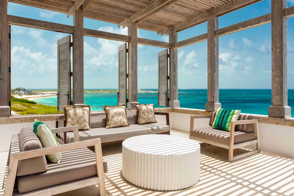 Aurora Amberis Cay Turks and Caicos OliversTravels 5