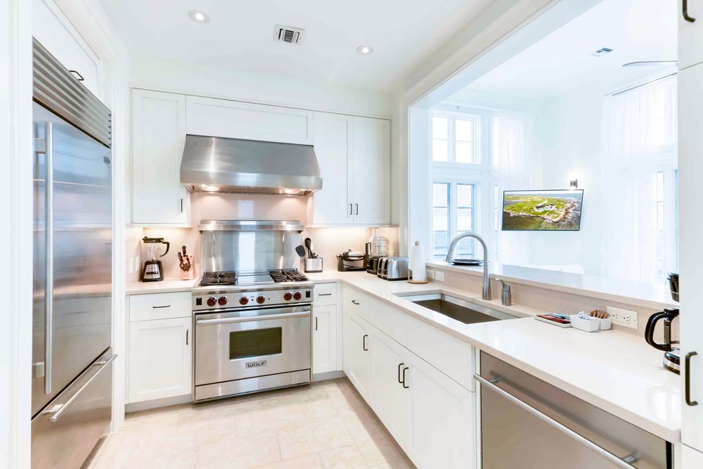 Lands End Amberis Cay Turks and Caicos OliversTravels 5