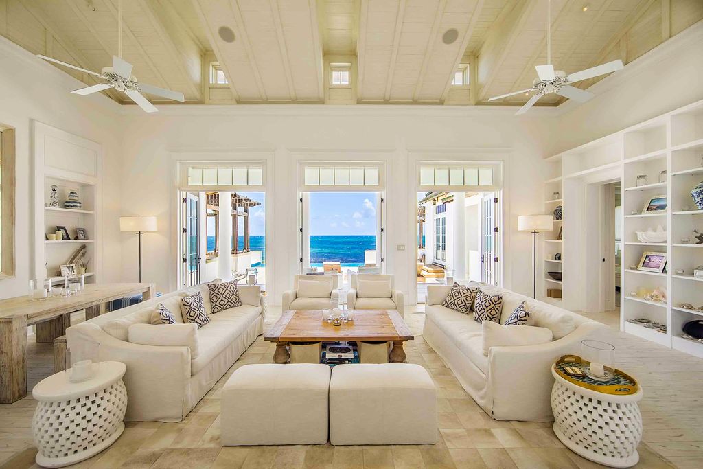 Ambergris Cay Waypoint TurksandCaicos Olivers Travels 3