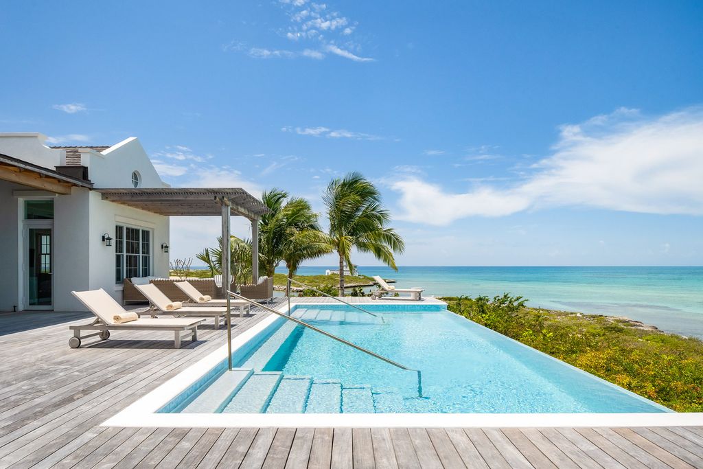 Ambergris Cay Puesta Del Sol TurksandCaicos Olivers Travels 2