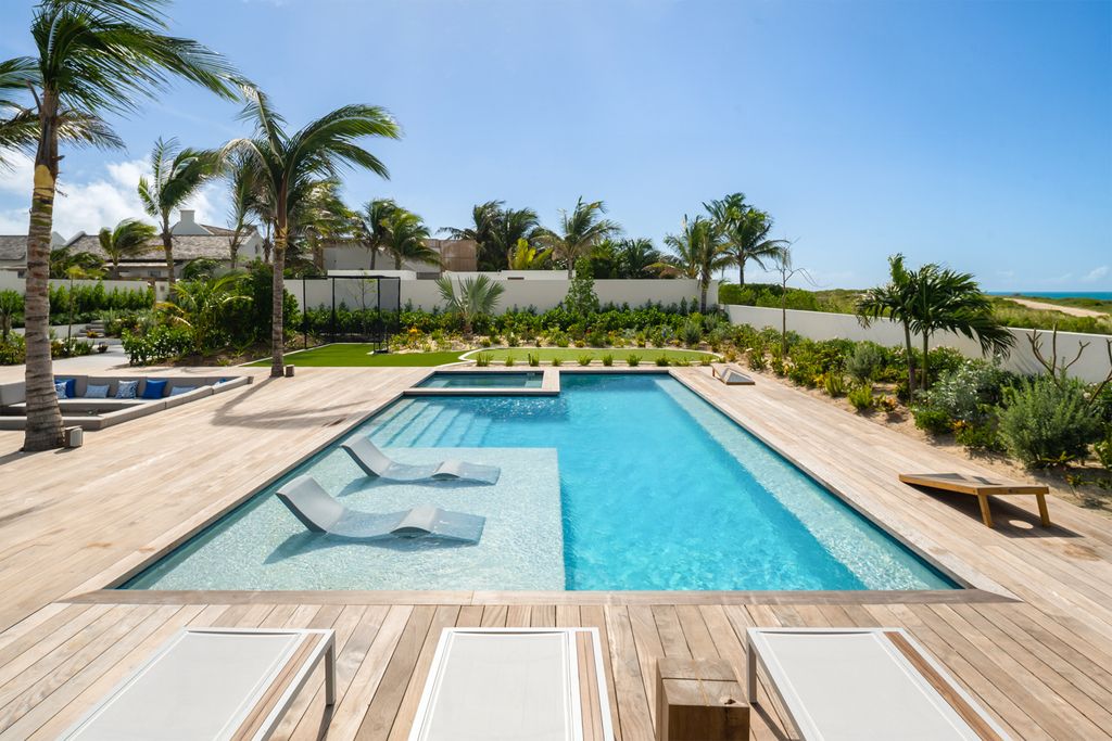 Dream Away Amberis Cay Turks and Caicos OliversTravels 2