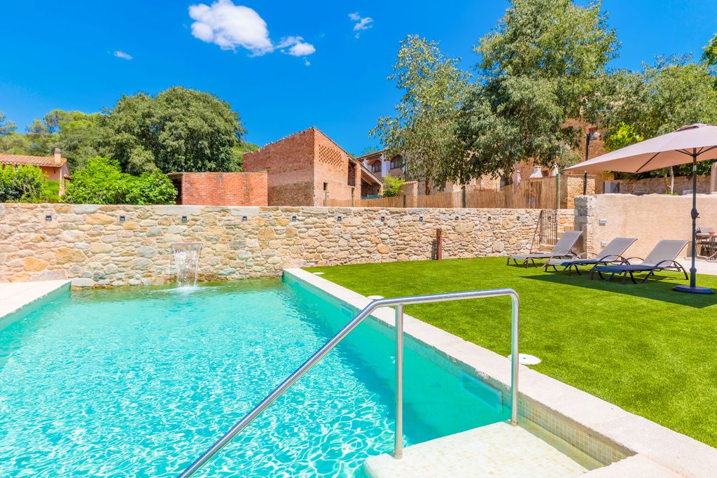 Villa Sant Feliu Catalonia Olivers Travels 1