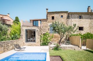 Villa Sant Pere Catalonia Olivers Travels 1