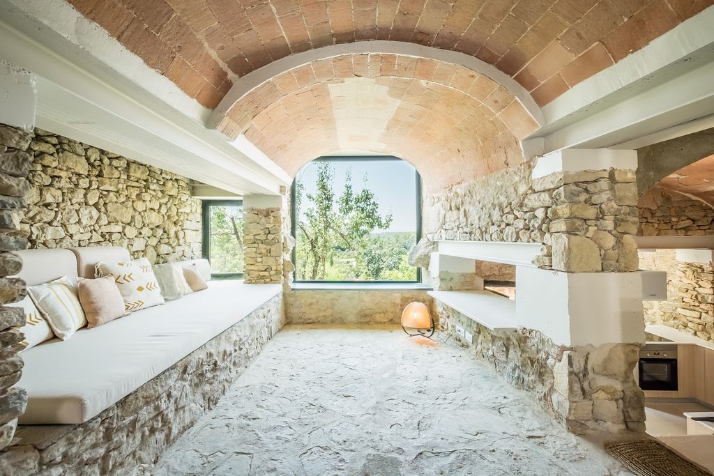 Villa Sant Pere Catalonia Olivers Travels 3