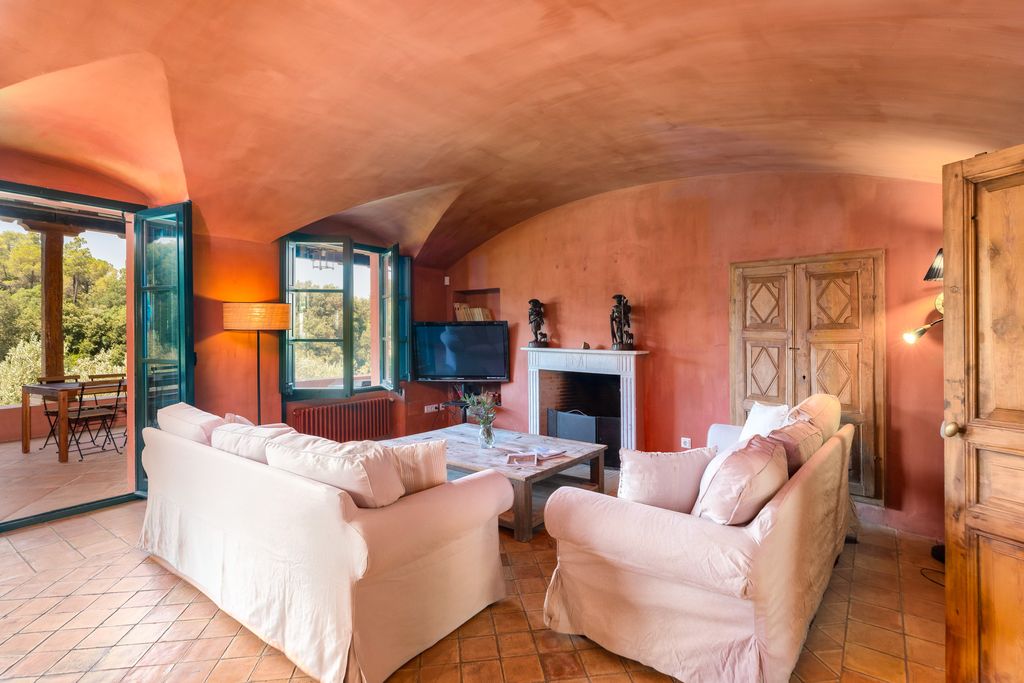 Villa Sant Climent Catalonia Olivers Travels 3