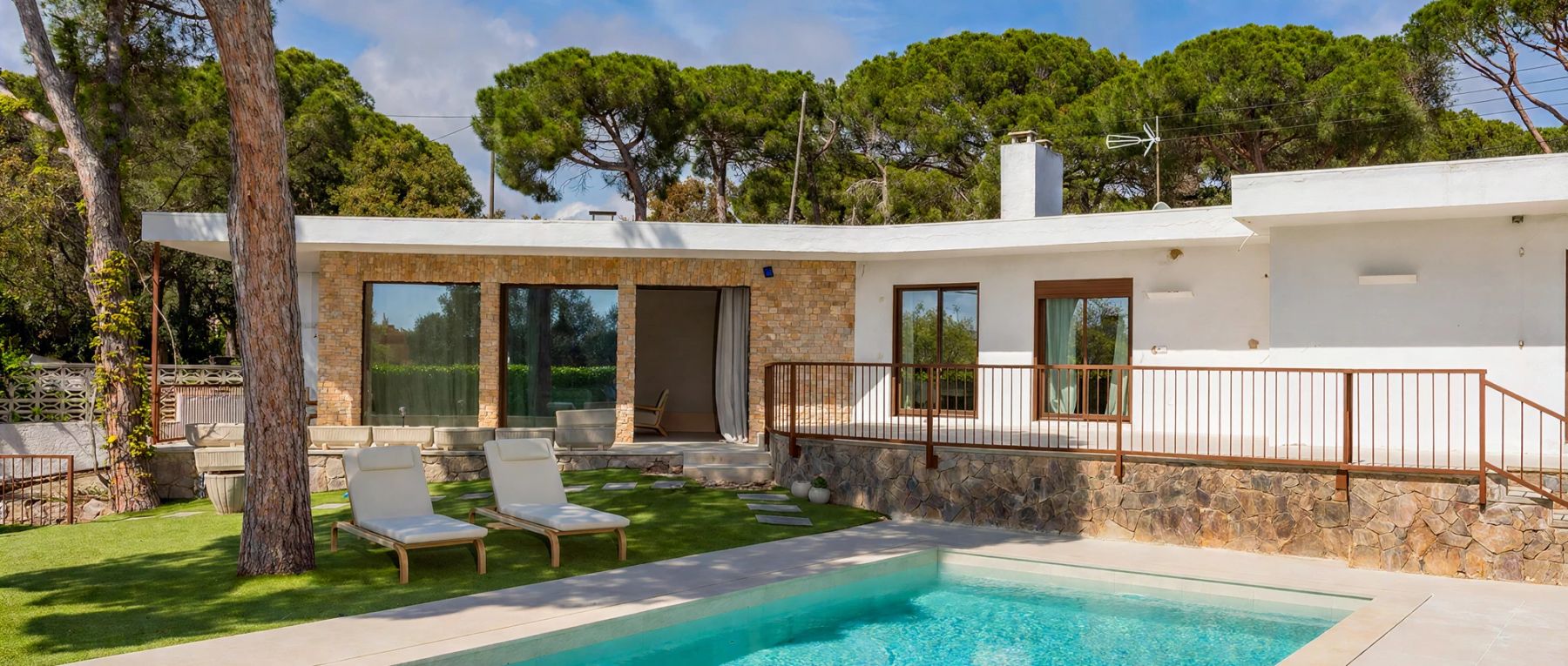001 villa lliris catalonia olivers travels desktop center