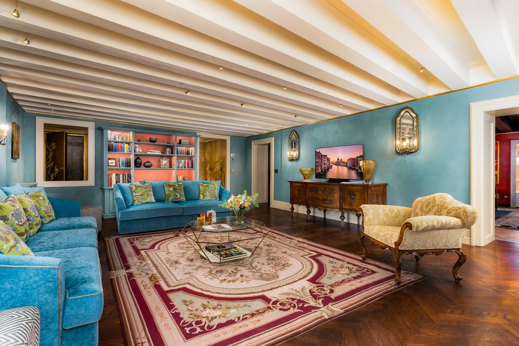 Canal Serenata Venice Olivers Travels 4