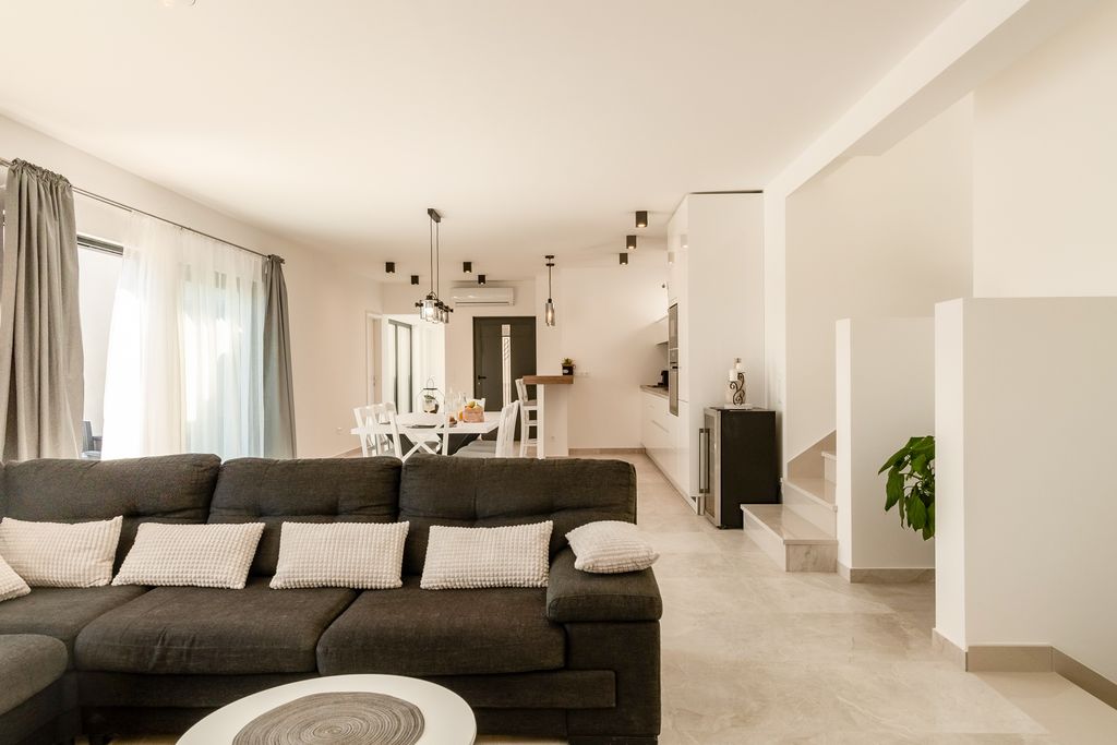 Villa Vermo Dalmatia Coast Olivers Travels 3