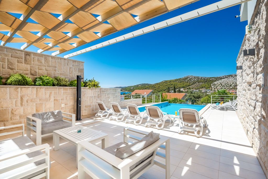 Villa Patricia Dalmatia Coast Olivers Travels 2