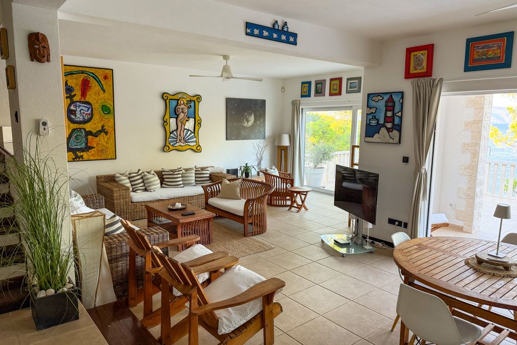 Villa Hvarisca Croatia OliversTravels 4