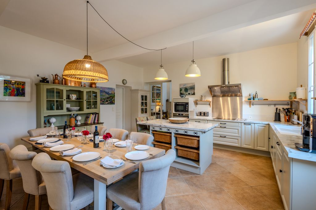 Maison de la Felicite PF OliversTravels 4